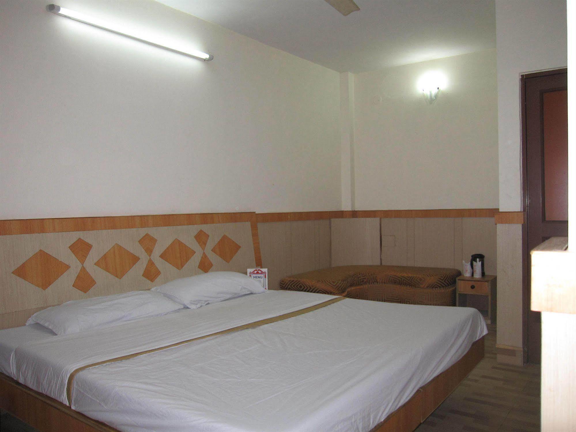 Hotel Kwality Nové Dillí Exteriér fotografie
